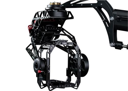 G30-Designed-for-Large-Camera-Packages_q4QwRCq